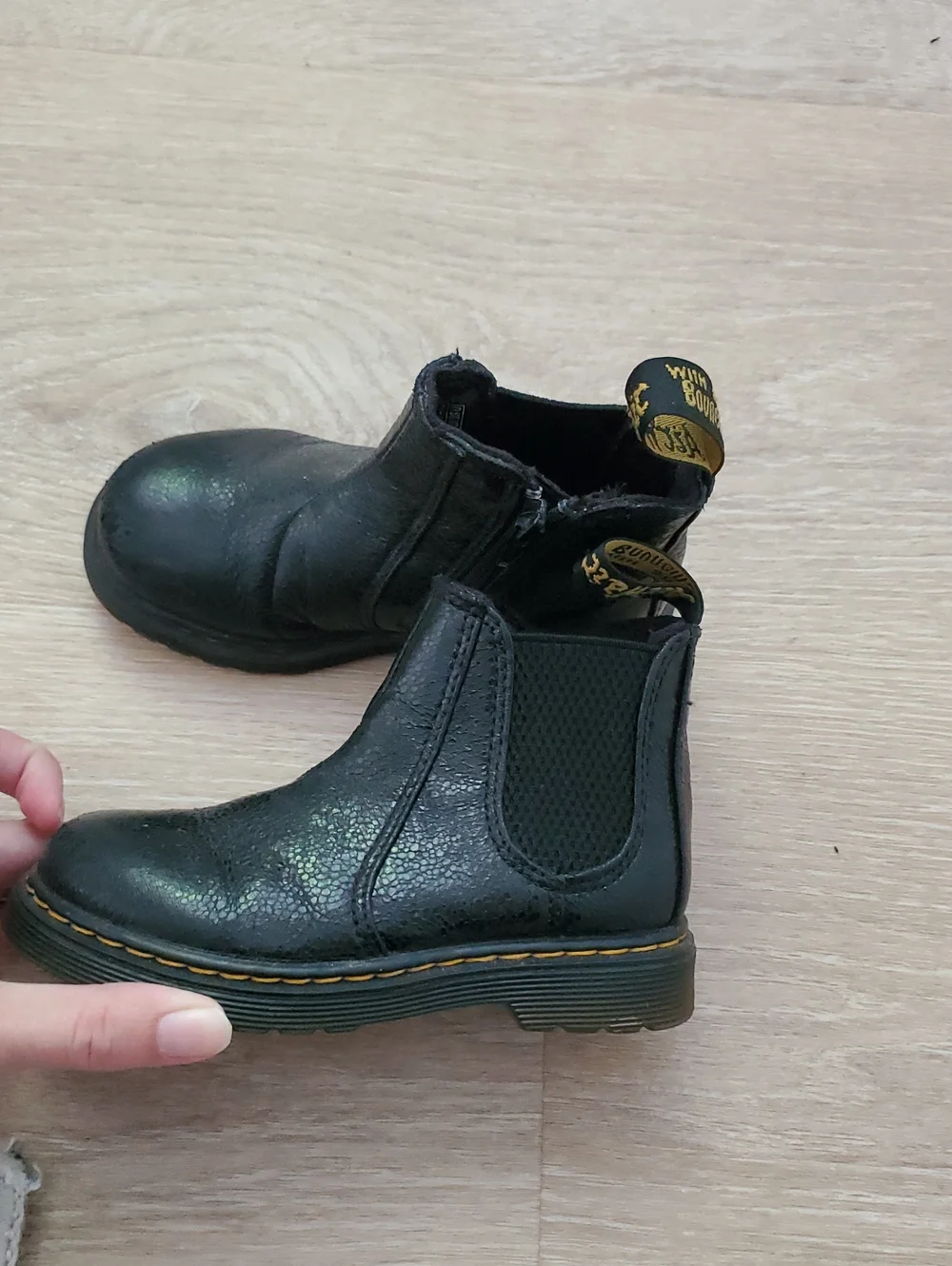 Dr. Martens Toddler Black Chelsea Boots Elastic Zip Sz9